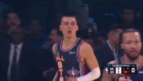 SGA连得5分致胜 文班攻防在线 巴克利队绝杀肯尼队杀入决赛