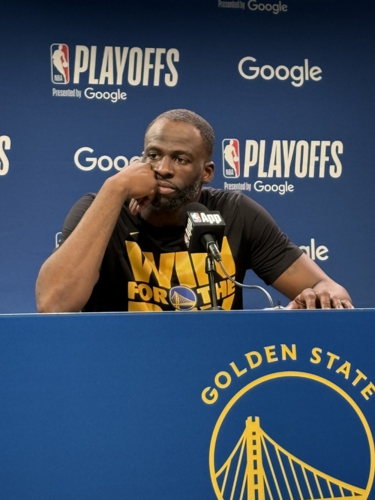 追梦：在NBA赢任何奖都很特别 我曾看莫布里篮下启动帽掉对方三分