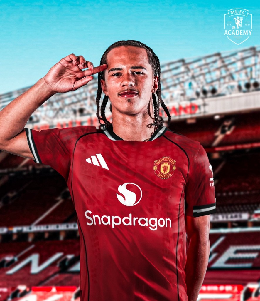 TA：曼联花100万镑签南安普顿16岁小将，圣徒有20%转会分成