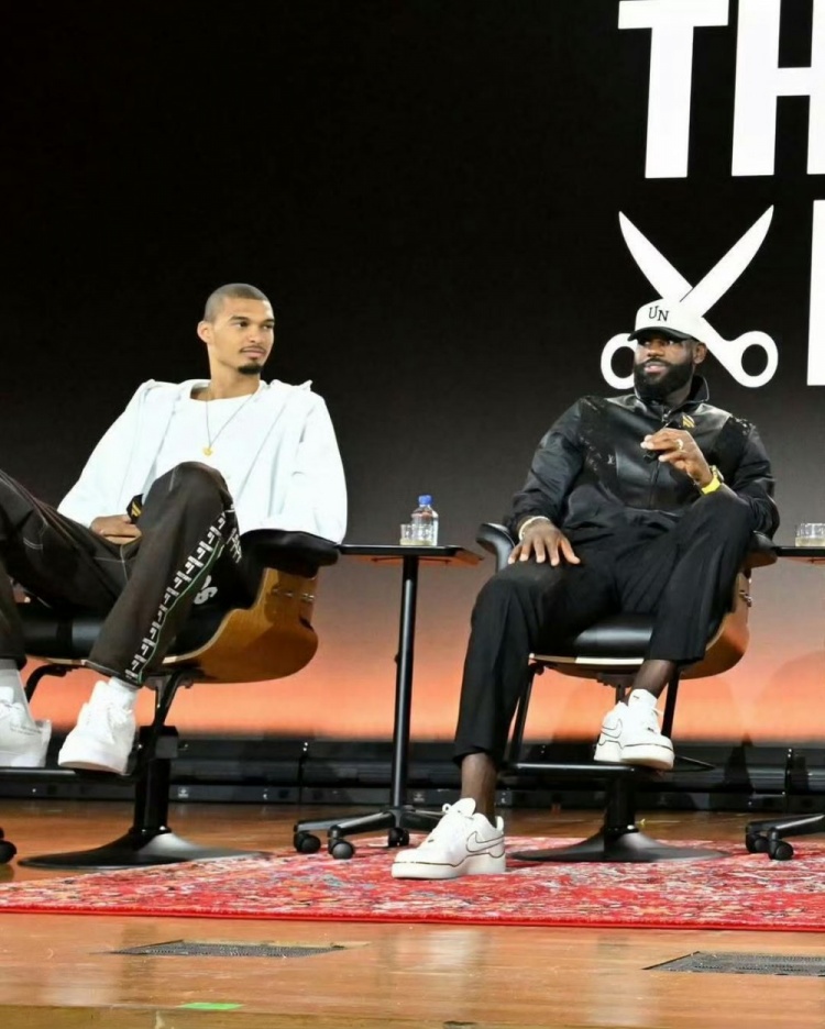 詹姆斯：爱上篮球因其让我远离街头和伤害 我将永远心怀感恩