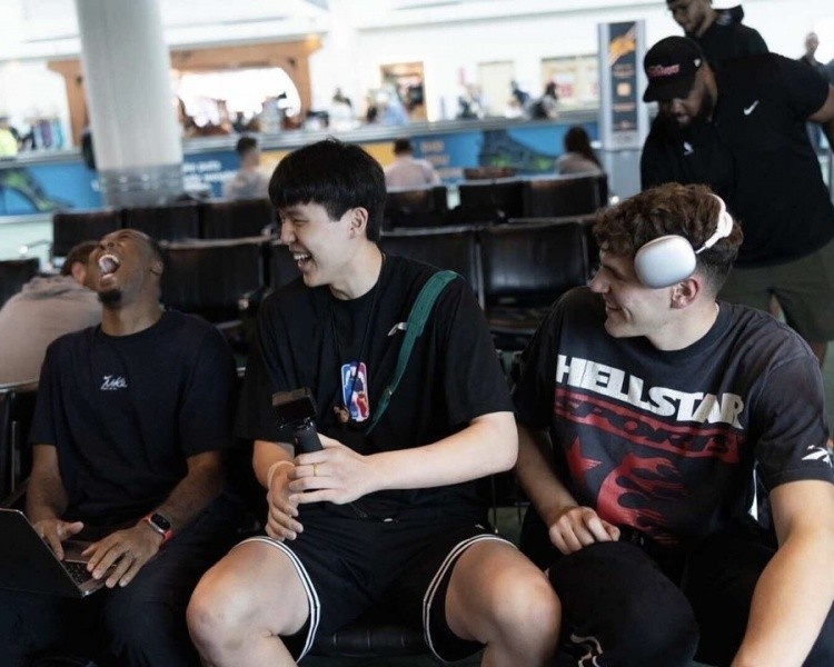 中锋多！美记：开拓者队内竞争激烈 杨瀚森的问题可能会被放大