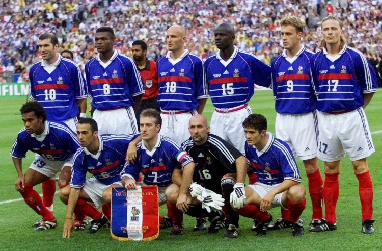 德尚：齐达内有兴趣执教法国 他是自然而合理人选 不需要我的建议