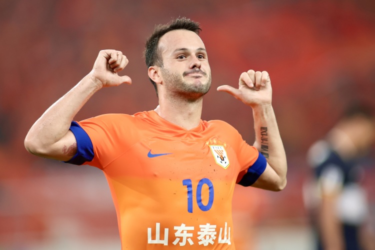 鲁媒：卡扎伊什维利有机会竞逐中超金靴，目前落后榜首2球