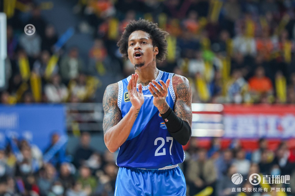 真快媒体人：青岛锁定第四外援 为上赛季效力福建的约瑟夫-杨