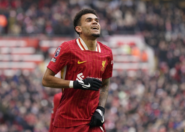 马特乌斯：迪亚斯比沃尔特马德大五岁，说明拜仁对前者很有信心