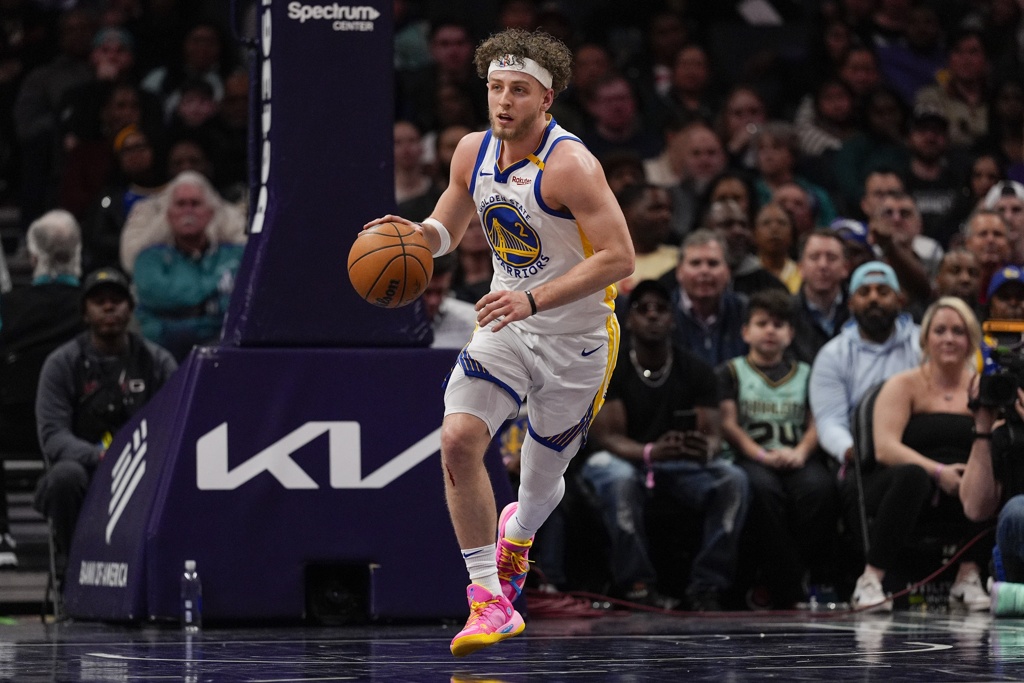 赛季初被喷到寻求心理医生开导 波杰姆斯基做了什么找回应有水准