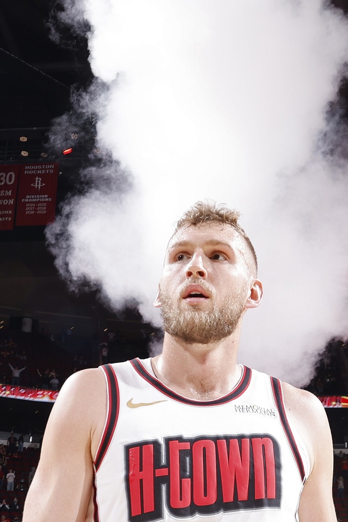 场均11.9分钟4.8分~火记：火箭将裁兰代尔 数支球队表示有意签约