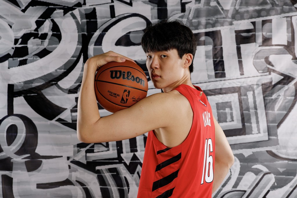 美记：杨瀚森性格更像喜欢搞笑的奥尼尔 他的生活方式也平易近人