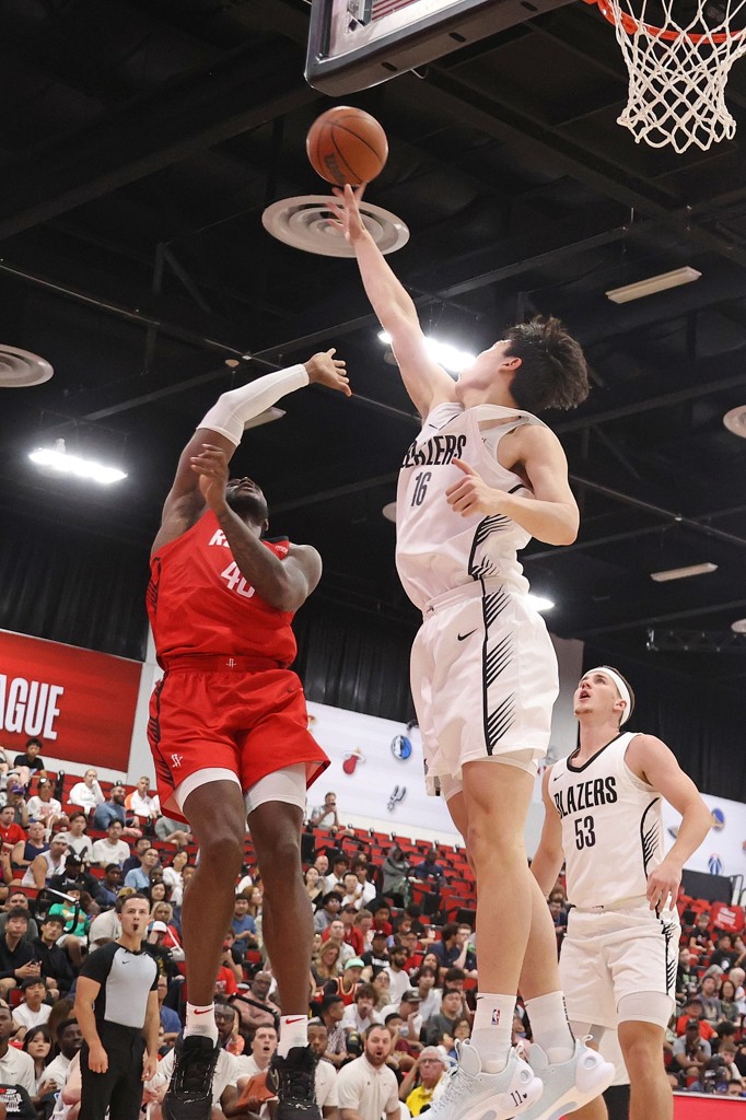 76人队记：尽量少拿杨瀚森和约基奇对比 后者是顶级的预判型球员