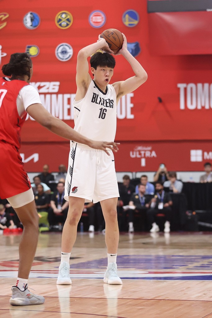 队记：夏联不是大个子的舞台 但杨瀚森展示了所有你想看到的东西